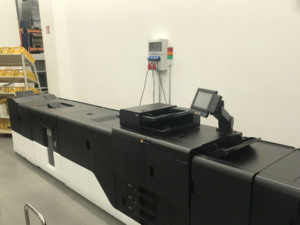 Referenz: Unsere Production Printing Maschine bei Postdienst.de
